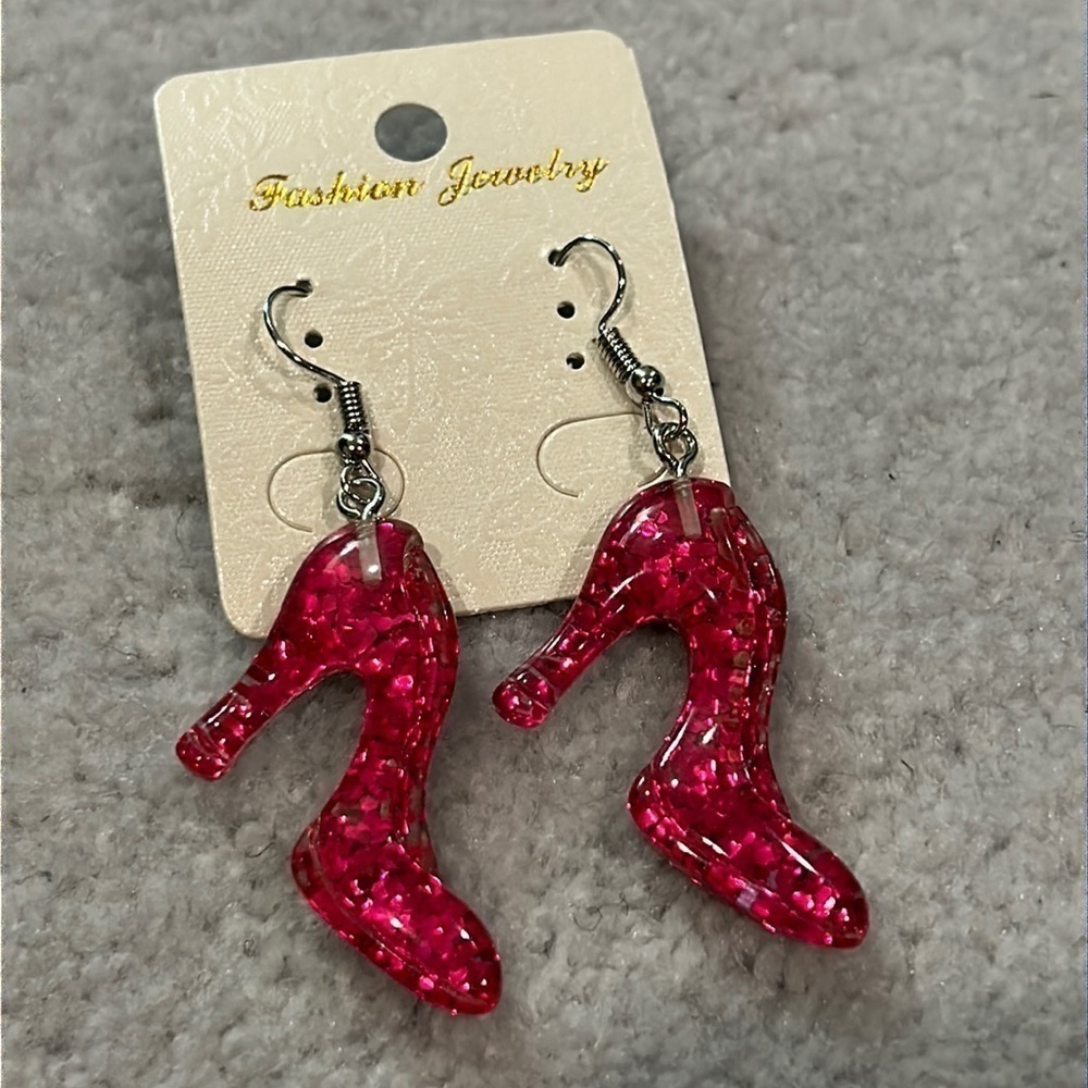 New Magenta glitter stiletto dangle earring silver hardware costume jewelry